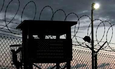 Обама пообещал обсудить возможность закрытия Гуантанамо